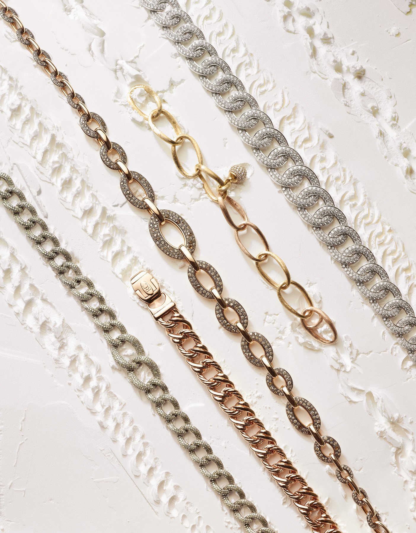 Joaillerie maillons chaînes colliers bracelets