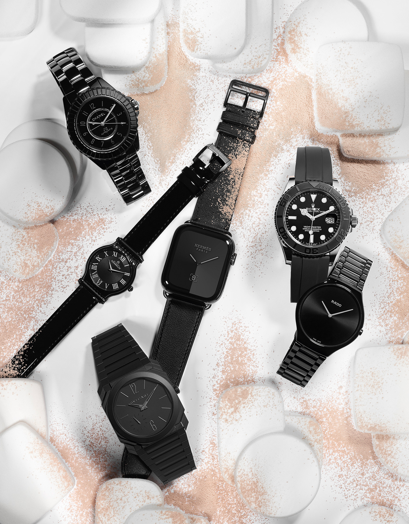 Horlogerie montres noir et blanc